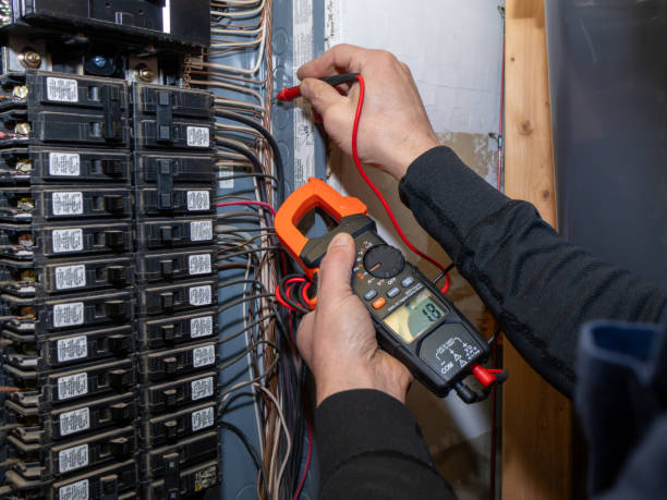 Professional Electrician in Crystal Lakes, OH